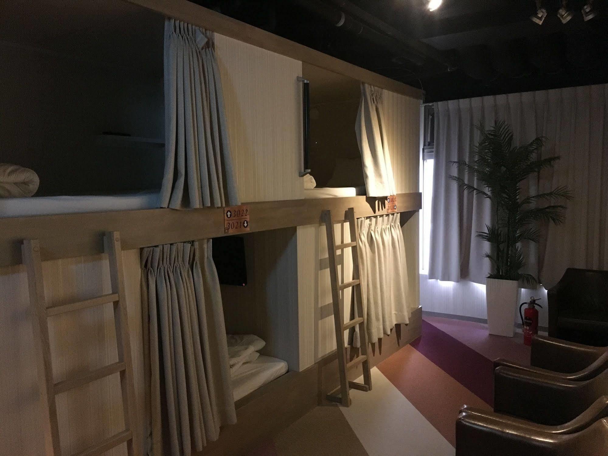Ueno Station Hostel Oriental 1 Male Only Tokyo Eksteriør billede